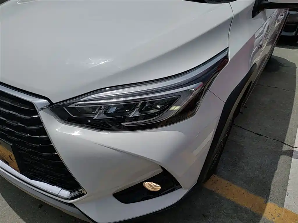 Toyota Yaris L 2020 — фото 24