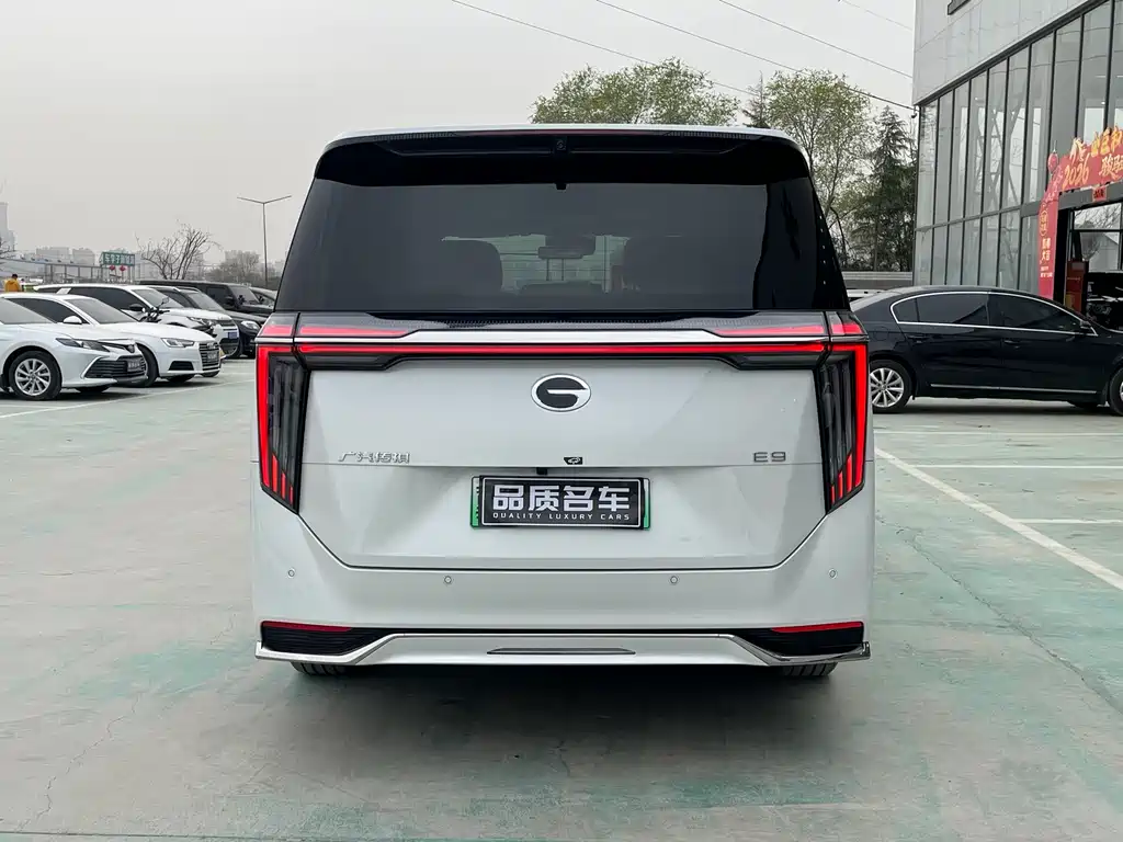 GAC Motor Trumpchi E9 2024 — фото 16