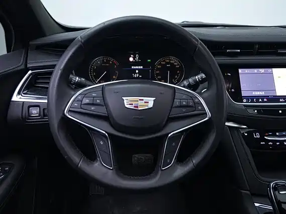 Cadillac XT5 2020 — фото 8