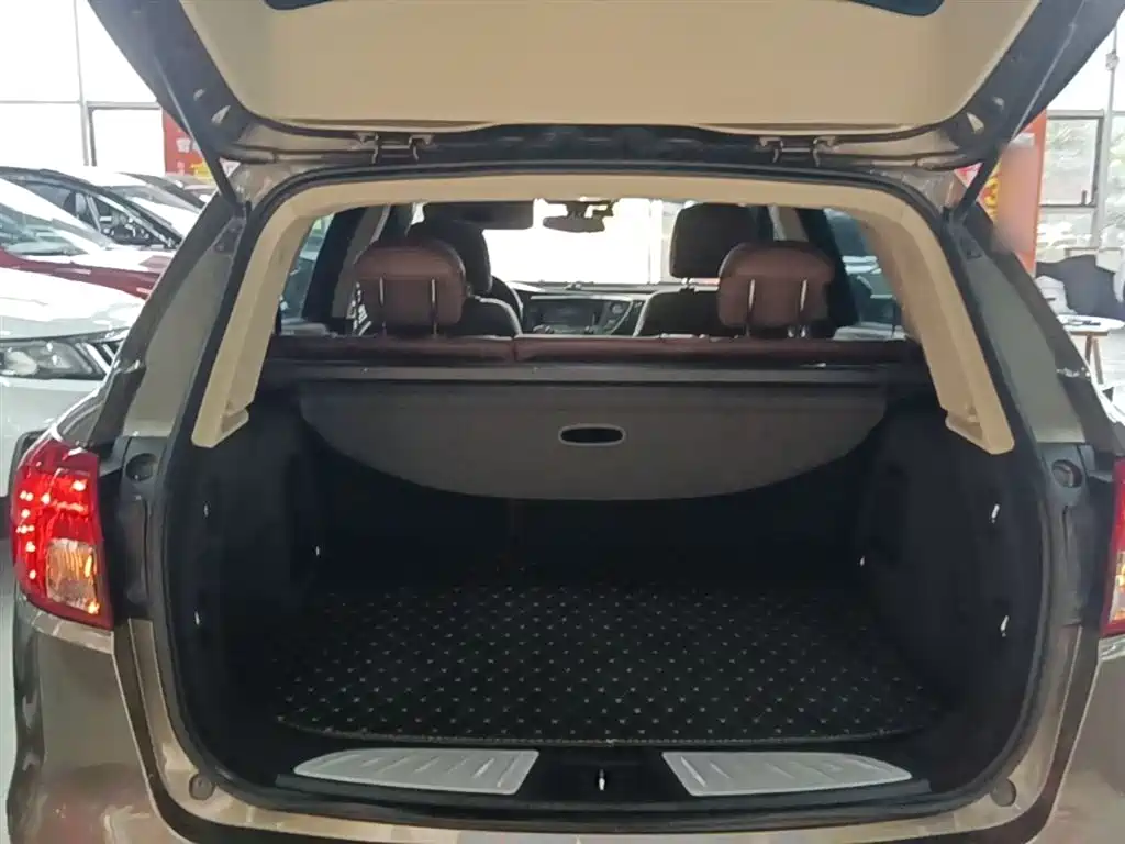 Buick Envision Plus 2017 — фото 19