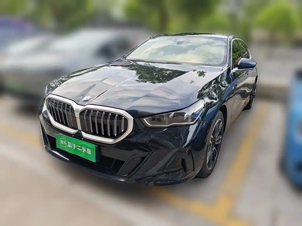 BMW 5 Series 2025