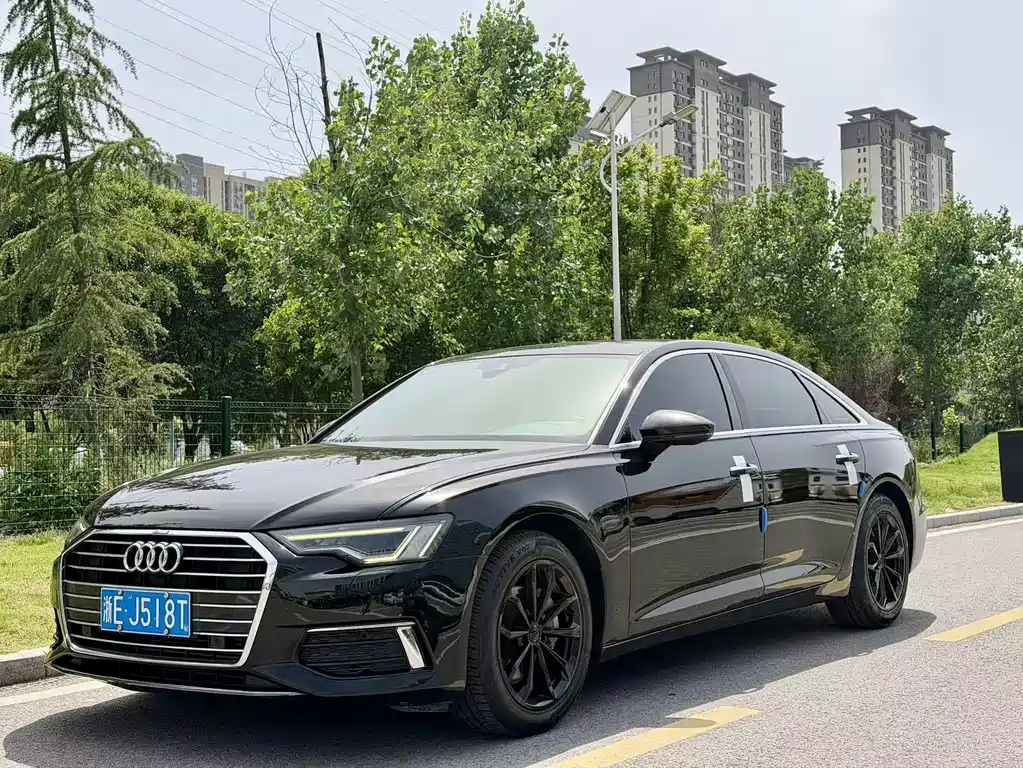 Audi A6L 2020 — фото 1