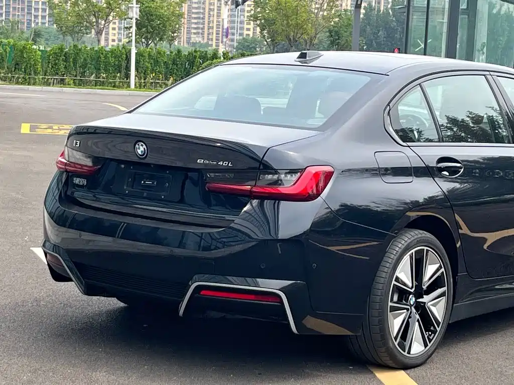 BMW i3 2025 — фото 11