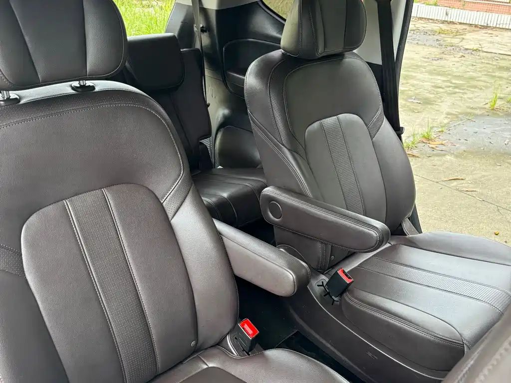 GAC Motor Trumpchi M6 2020 — фото 18