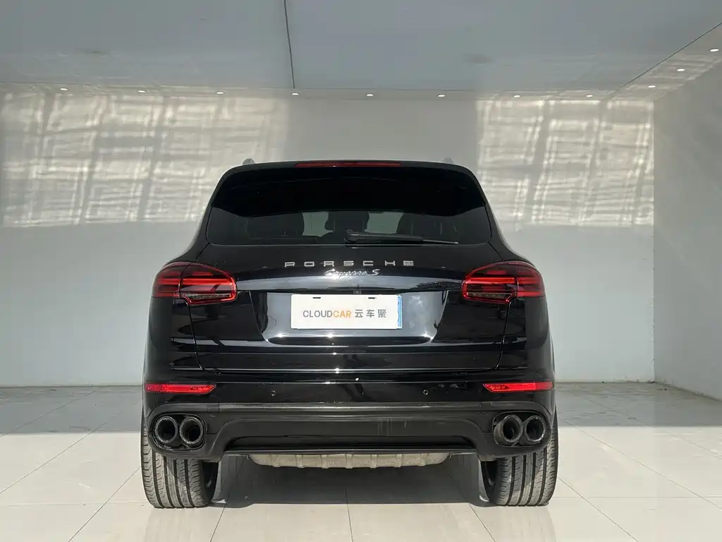 Porsche Cayenne 2015 — фото 10