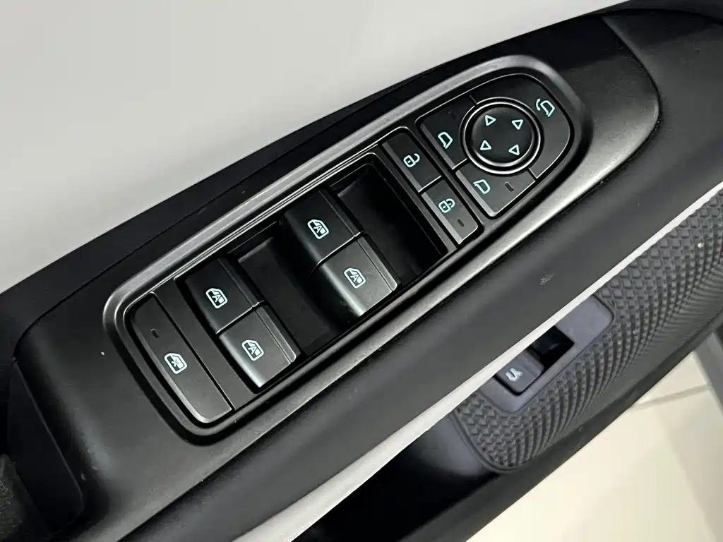BYD Seal 06 DM-i Travel Edition 2025 — фото 15