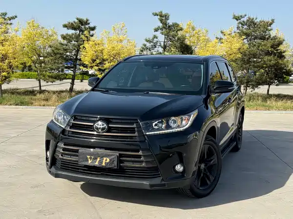 Toyota Highlander 2020