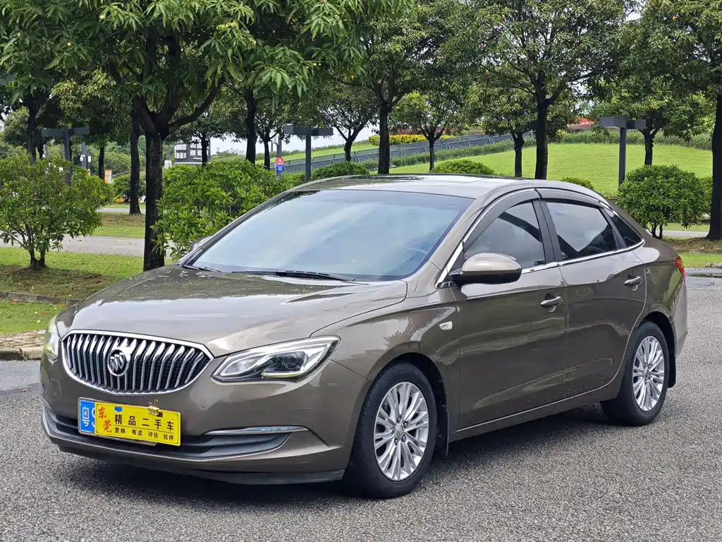 Buick Excelle 2017 — фото 1