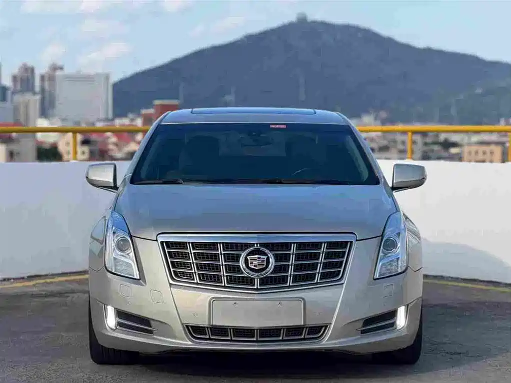 Cadillac XTS 2015 — фото 3