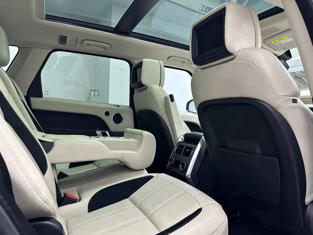 Land Rover Range Rover Sport 2022 — фото 15