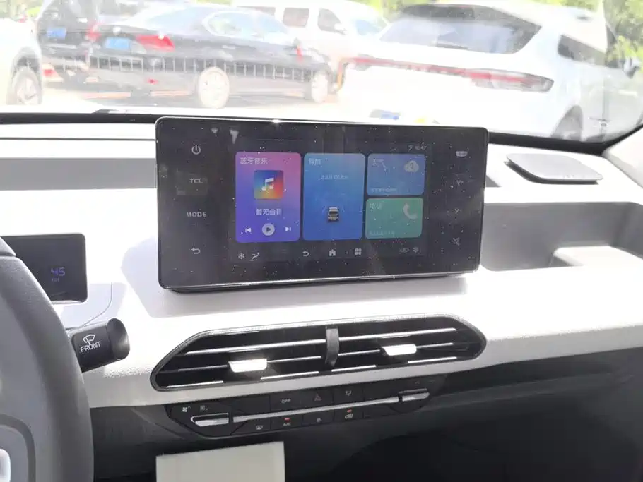 Geely Galaxy Panda 2024 — фото 13