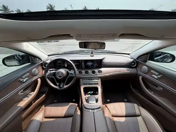 Mercedes-Benz E-Class 2021