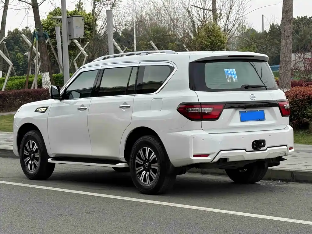 Nissan Patrol 2020 — фото 20