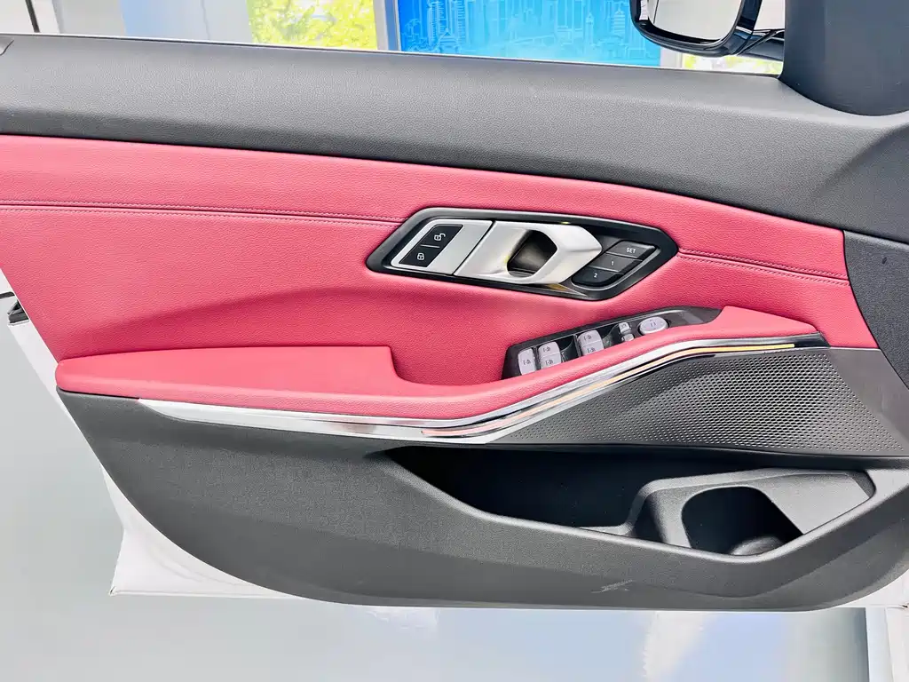 BMW 3 Series 2023 — фото 11