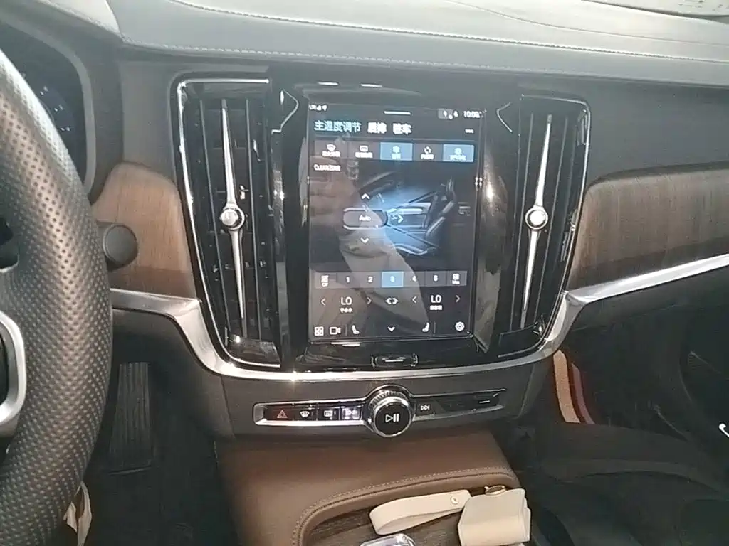 Volvo S90 2023 — фото 13