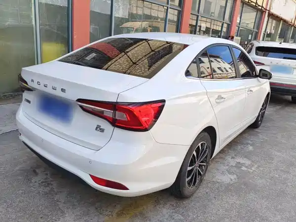 Roewe i5 2020