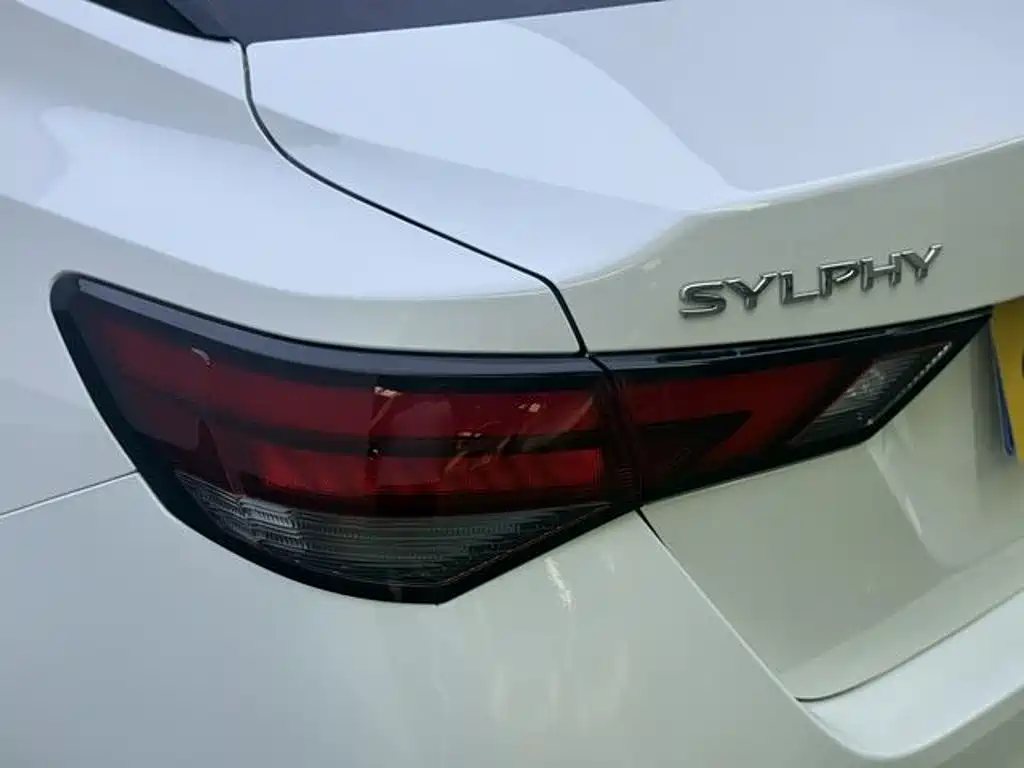 Nissan Sylphy 2024 — фото 15