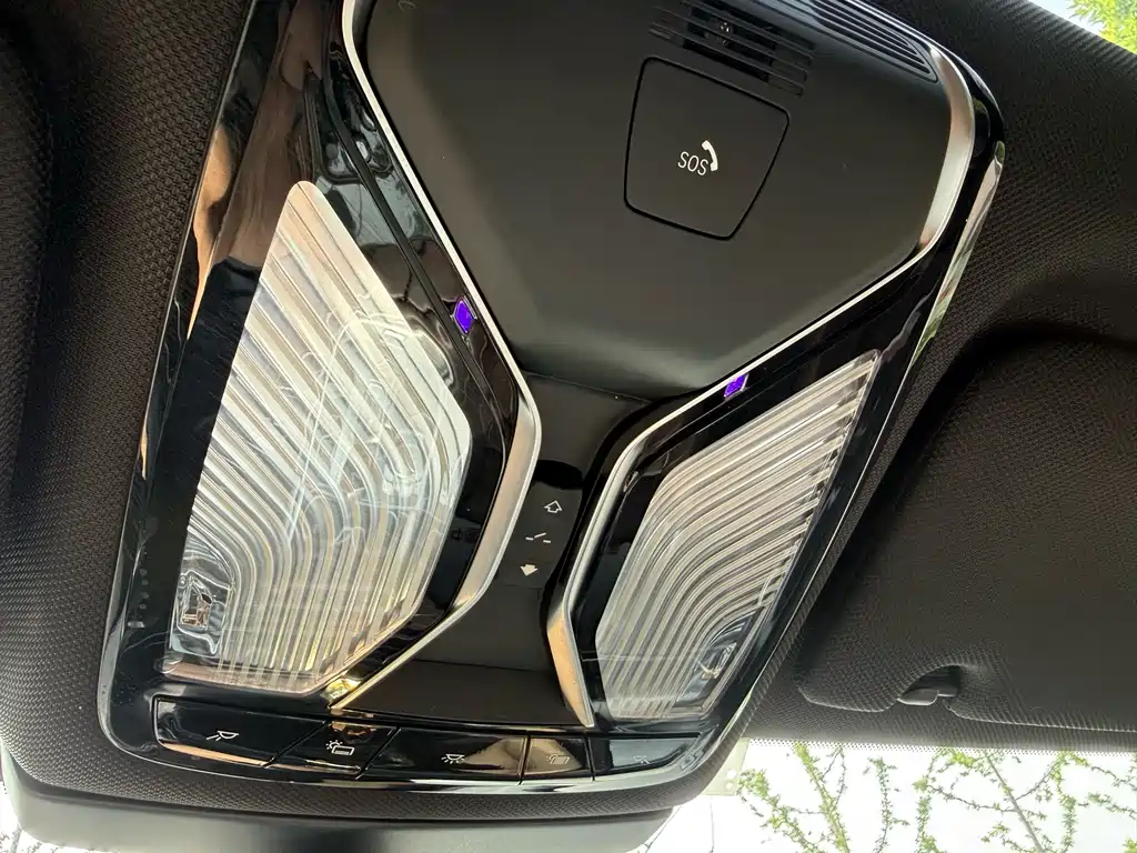 BMW 7 Series 2018 — фото 14