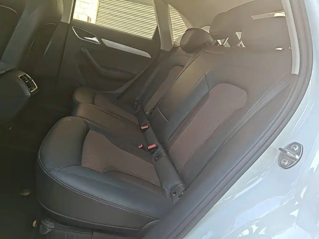 Audi Q3 2018 — фото 17