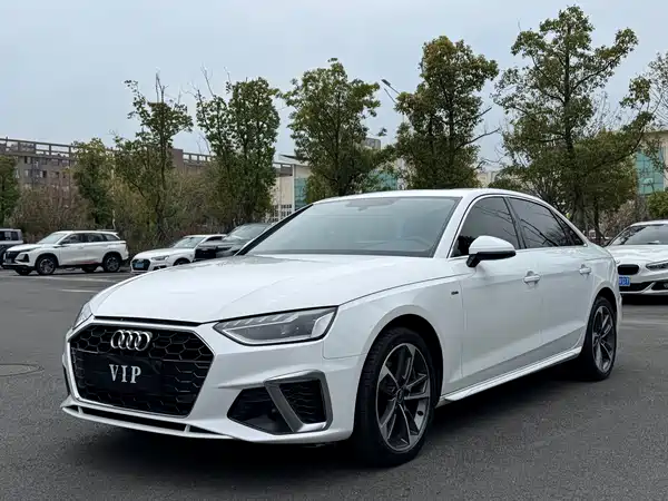 Audi A4L 2024