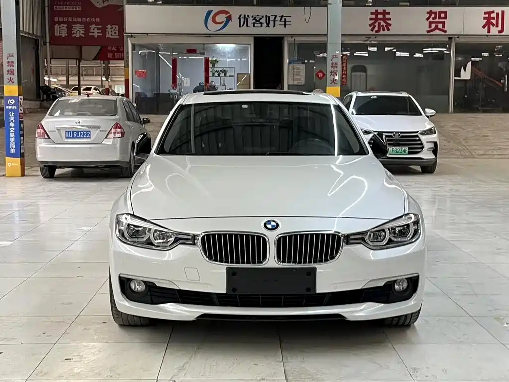BMW 3 Series 2018 — фото 2