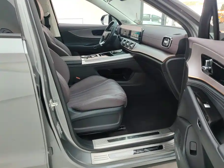 Chery Tiggo 9 C-DM 2025 — фото 8