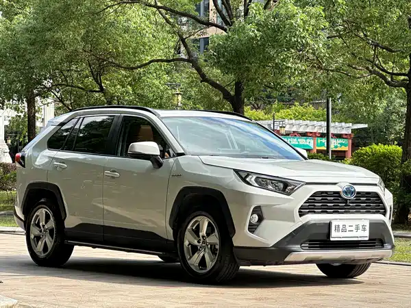 Toyota RAV4 2021