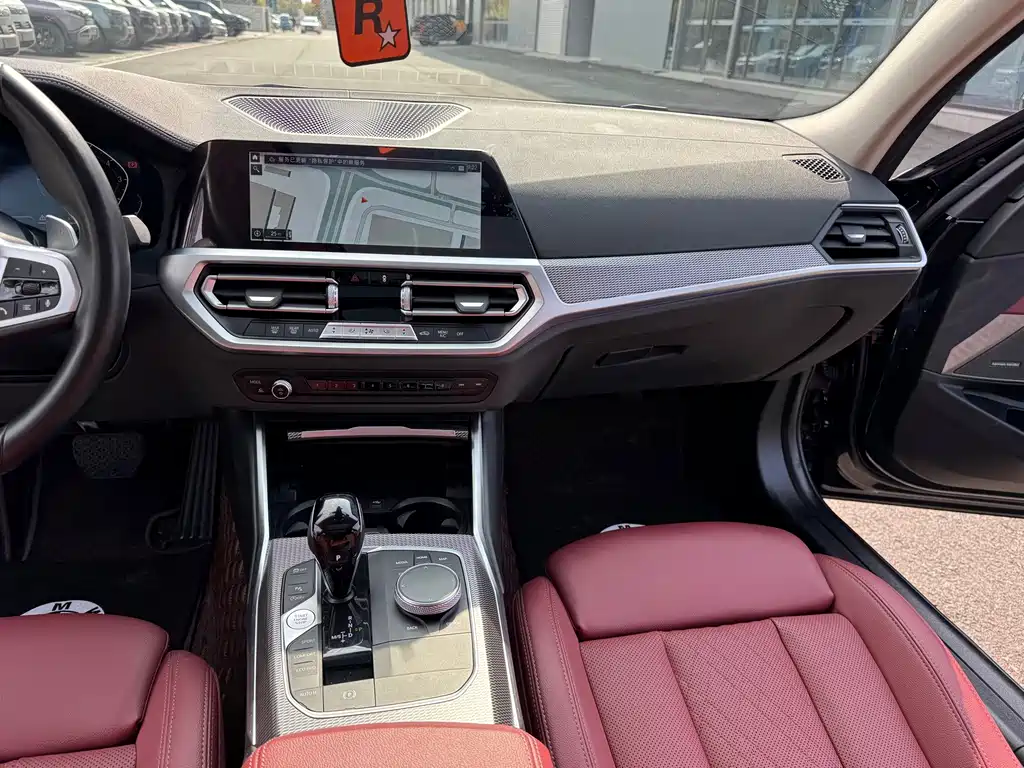BMW 3 Series 2022 — фото 11