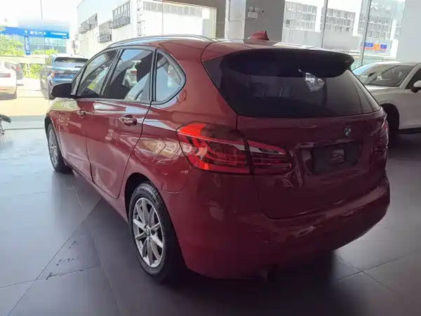 BMW 2 Series Station Wagon 2017