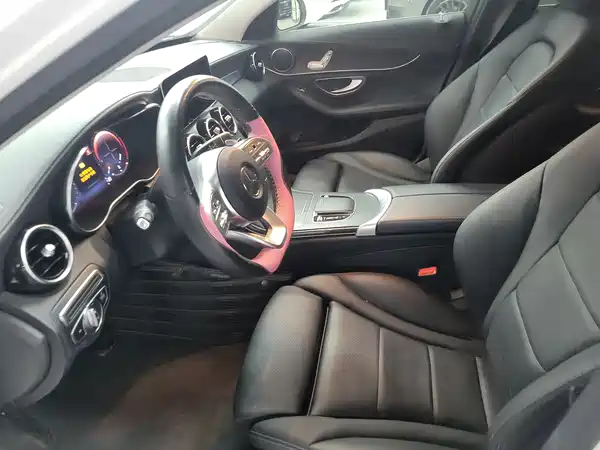 Mercedes-Benz C-Class 2019
