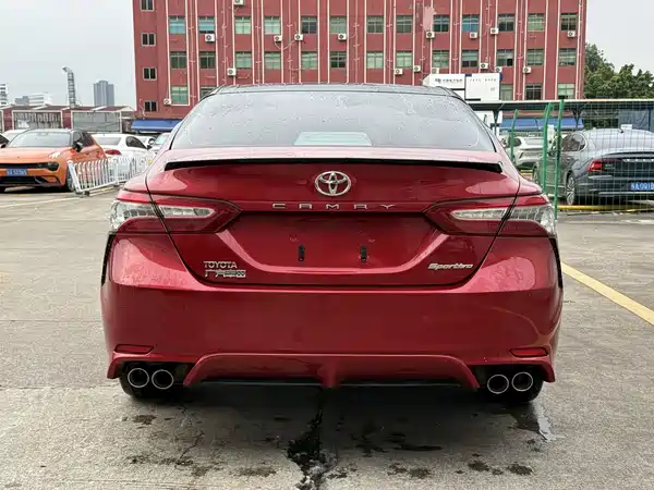 Toyota Camry 2018