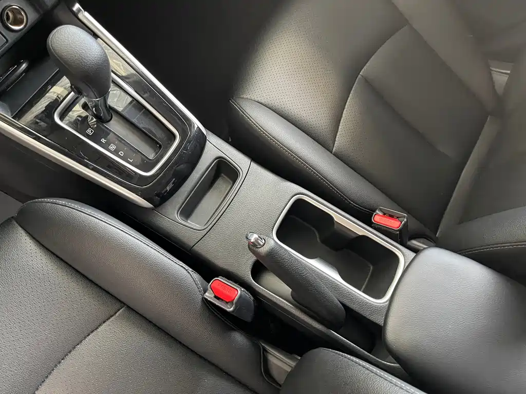 Nissan Sylphy 2022 — фото 14