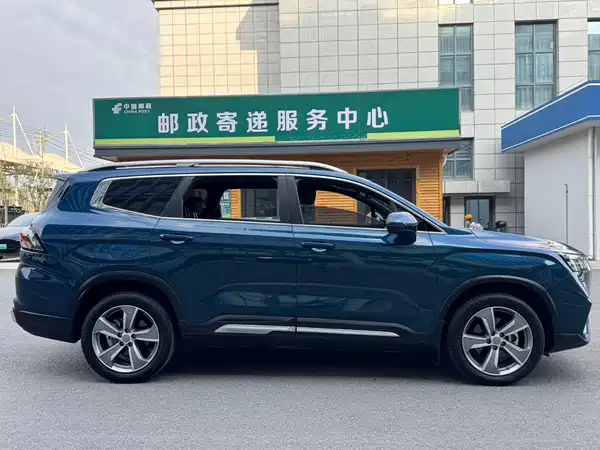 Geely Haoyue L 2024