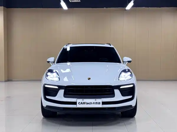 Porsche Macan 2023