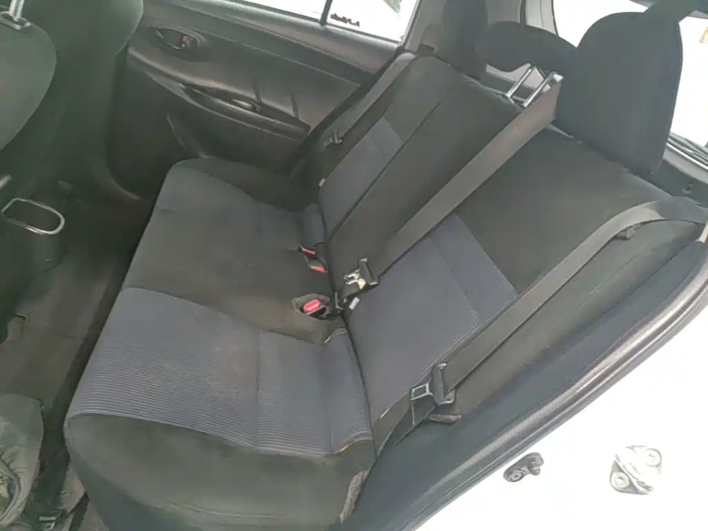 Toyota Yaris L 2019 — фото 17