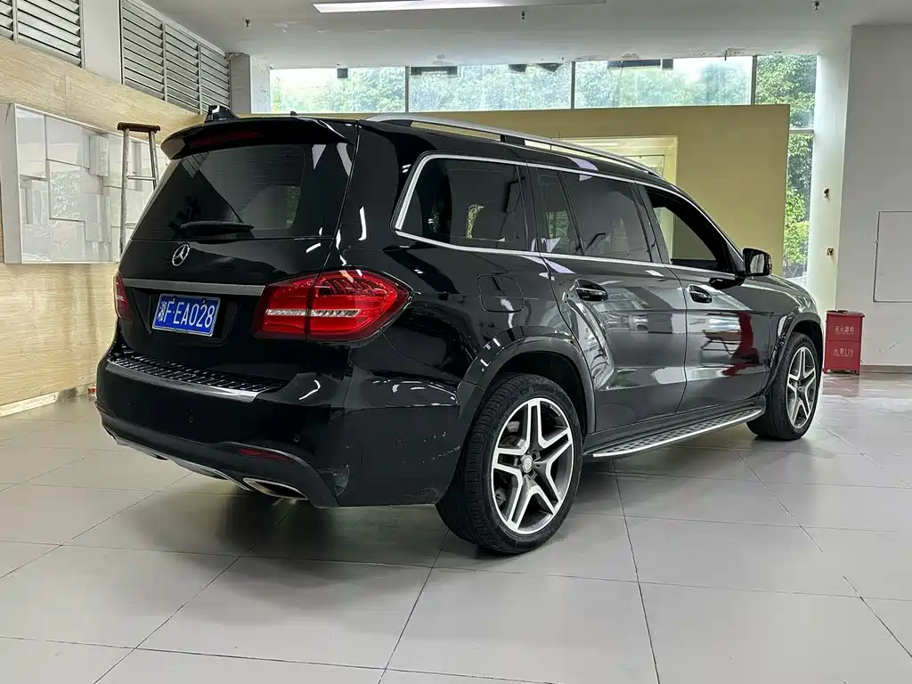 Mercedes-Benz GLS 2018 — фото 12