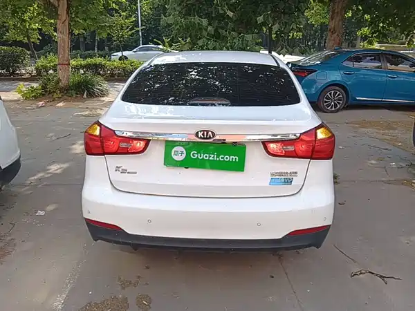 Kia K3 2016