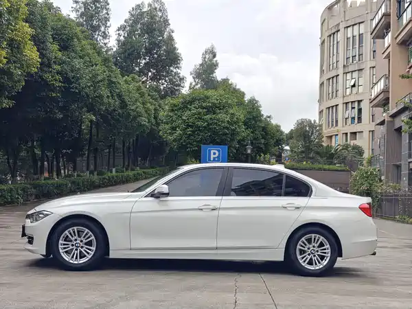 BMW 3 Series 2015