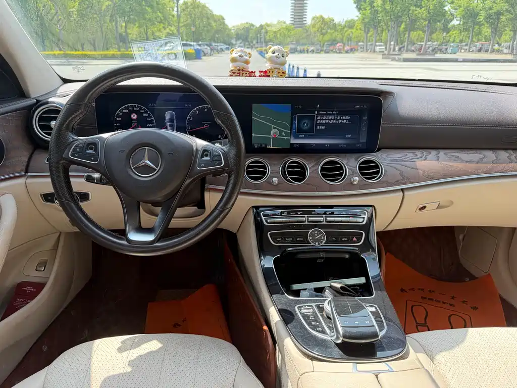 Mercedes-Benz E-Class 2016 — фото 9