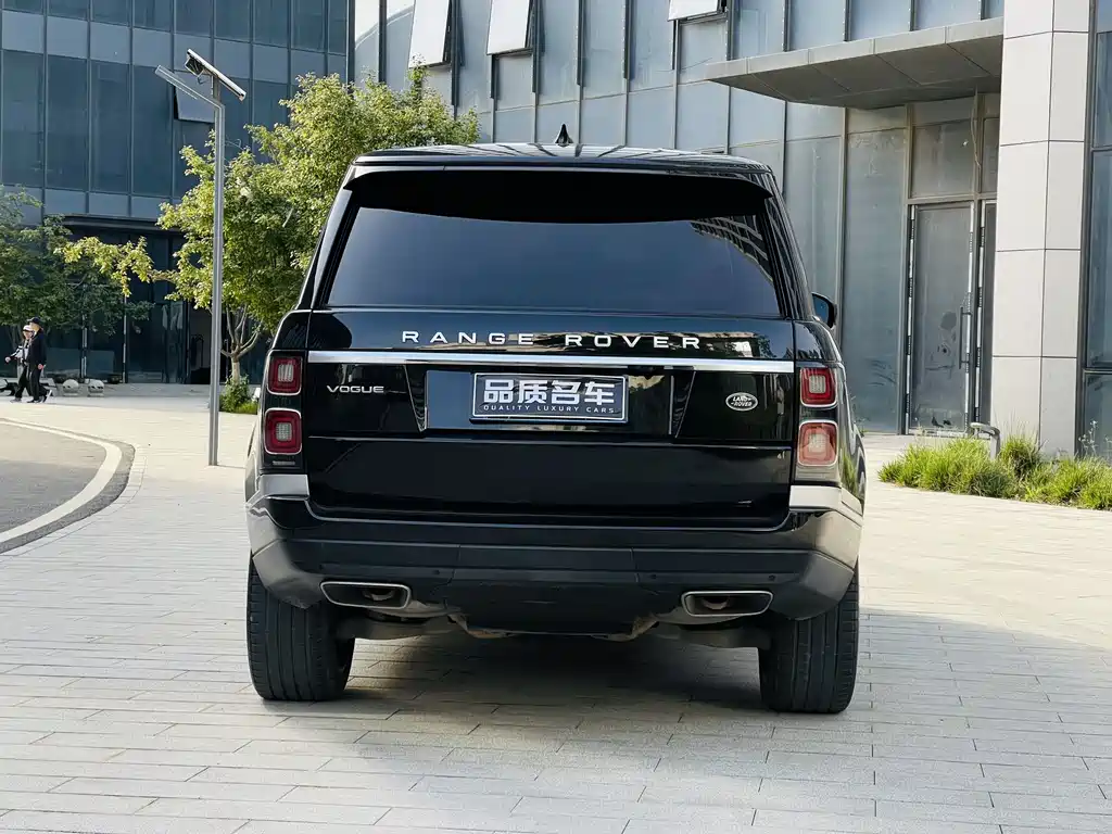 Land Rover Range Rover 2022 — фото 20