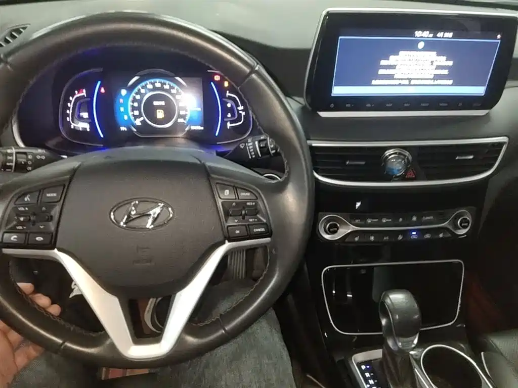 Hyundai Tucson 2021 — фото 10