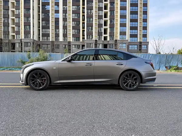 Cadillac CT5 2026