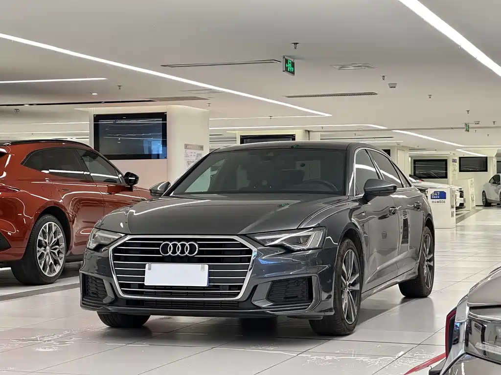 Audi A6L 2022