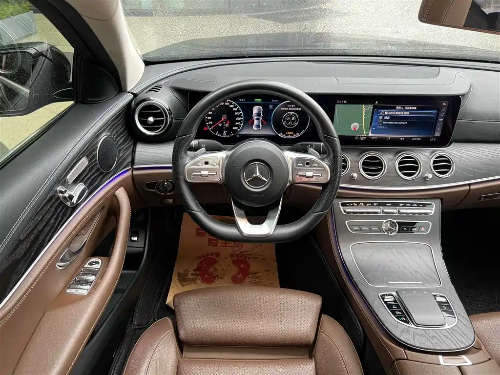 Mercedes-Benz E-Class 2020 — фото 29