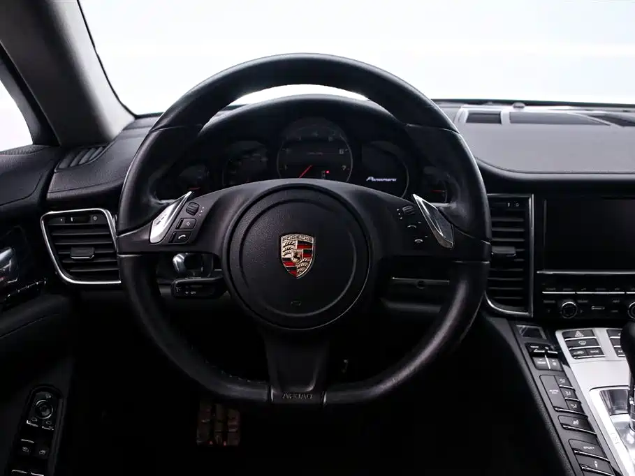 Porsche Panamera 2013 — фото 7