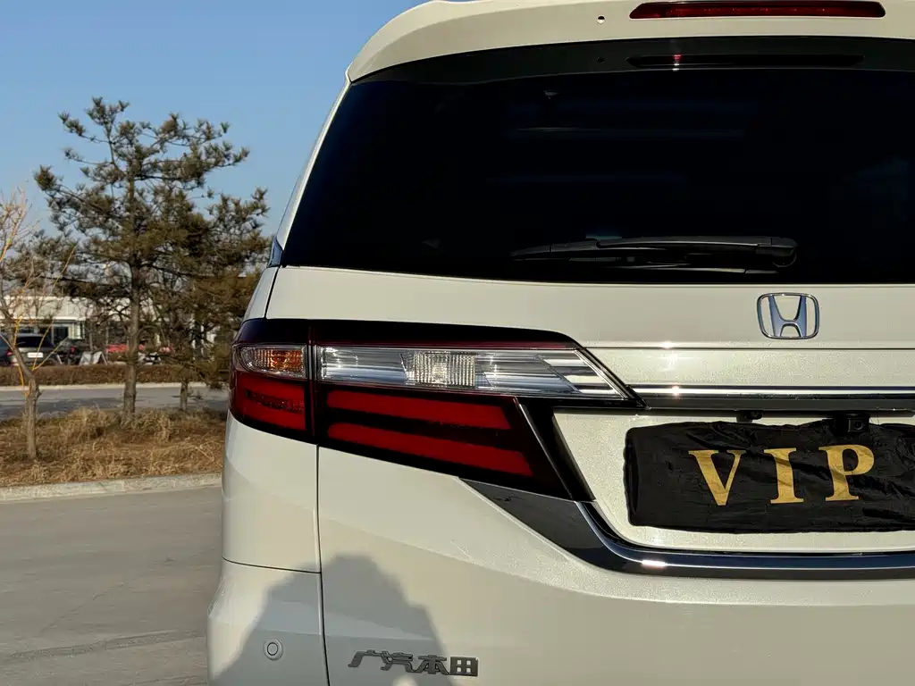Honda Odyssey 2019 — фото 23