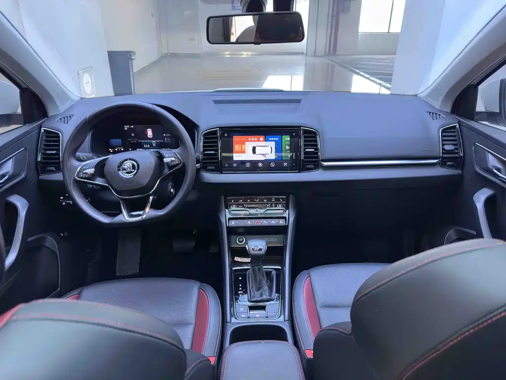 Skoda Karoq 2023 — фото 19