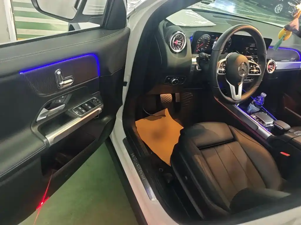 Mercedes-Benz GLB 2020 — фото 16
