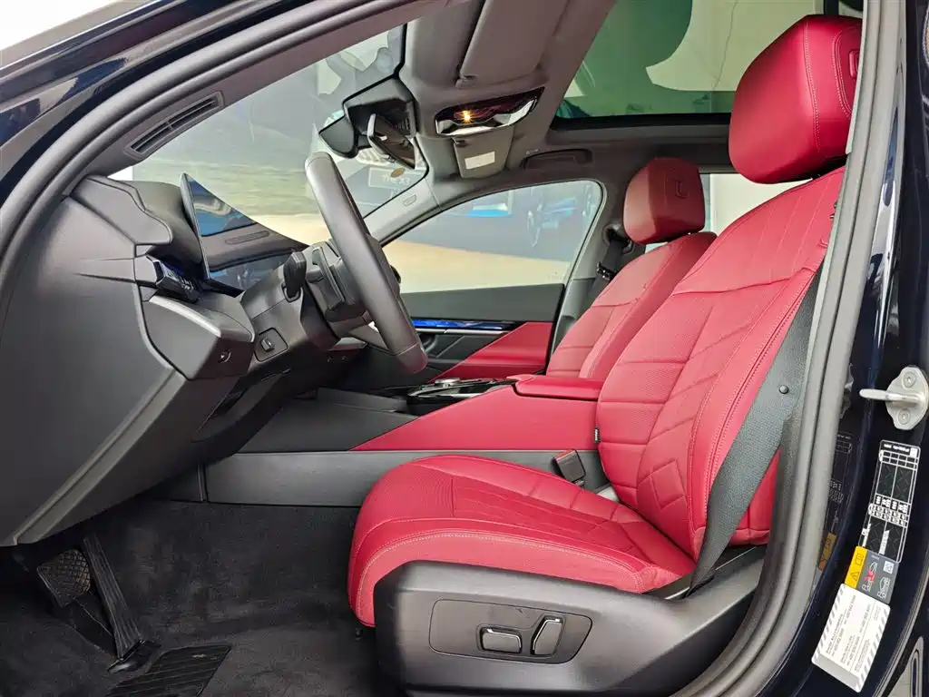 BMW i5 2025 — фото 12
