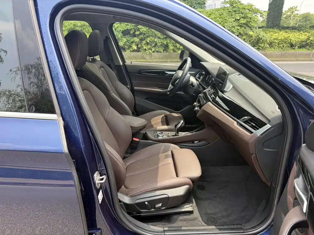 BMW X1 2020 — фото 20